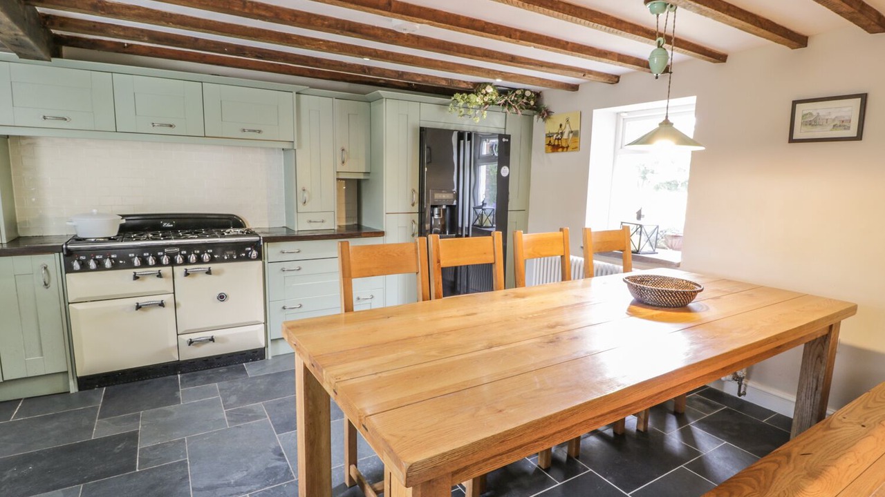 Photo of Others in Groeslon