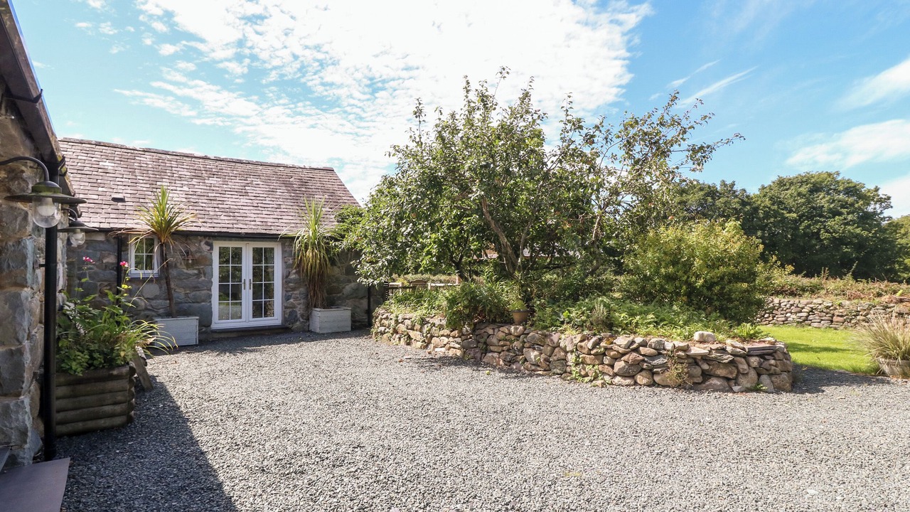 Photo of Outdoor in Llandwrog