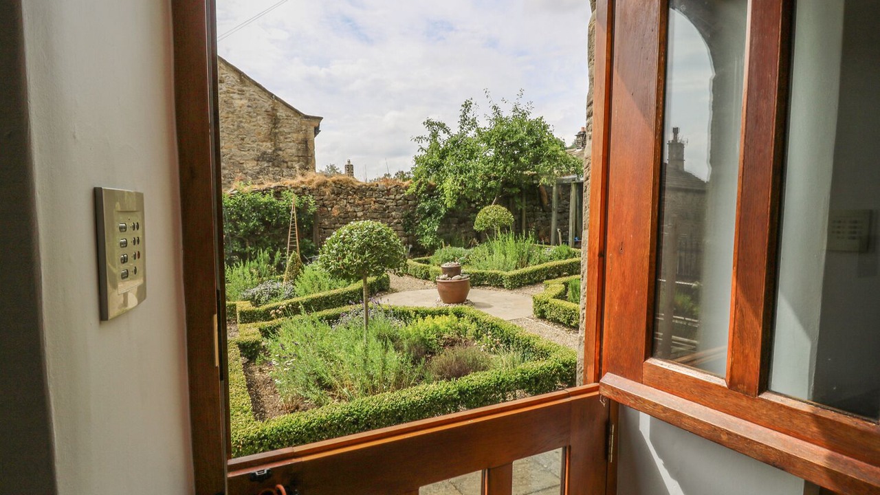 Photo of Others in Appletreewick