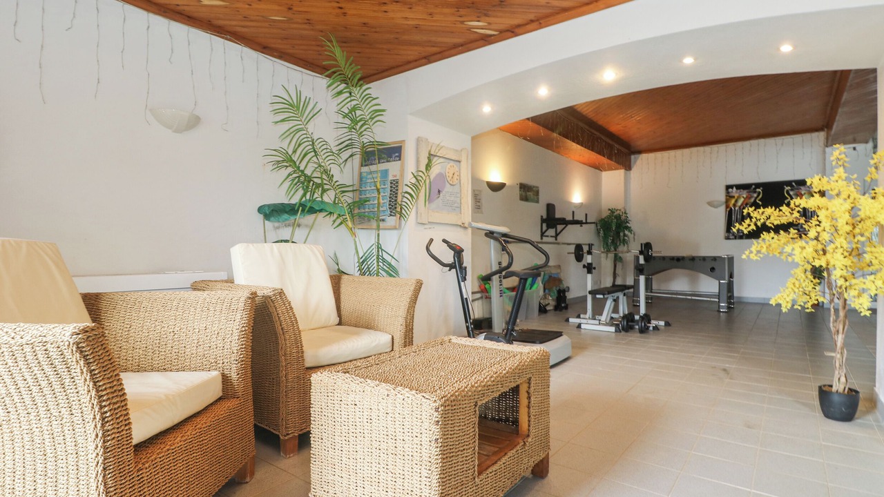 Photo of Others in Dartmouth