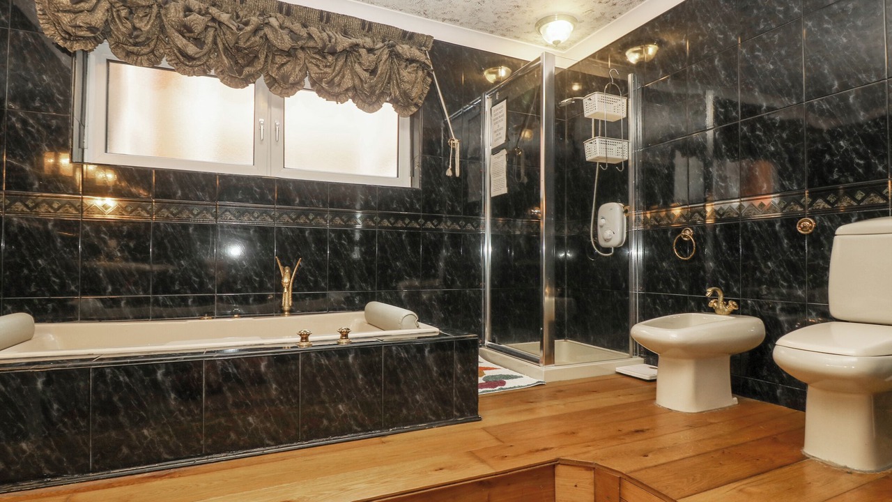 Photo of Bathroom in Dartmouth