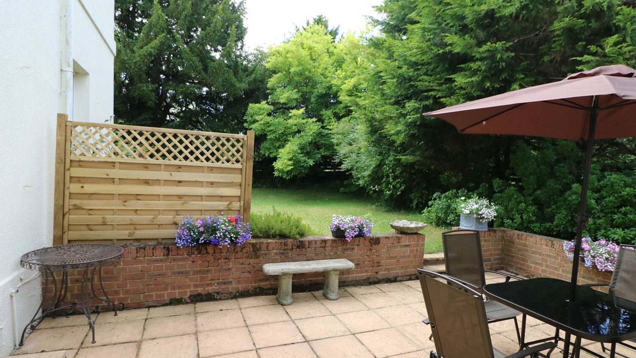 Photo of Patio Balcony in Sittingbourne