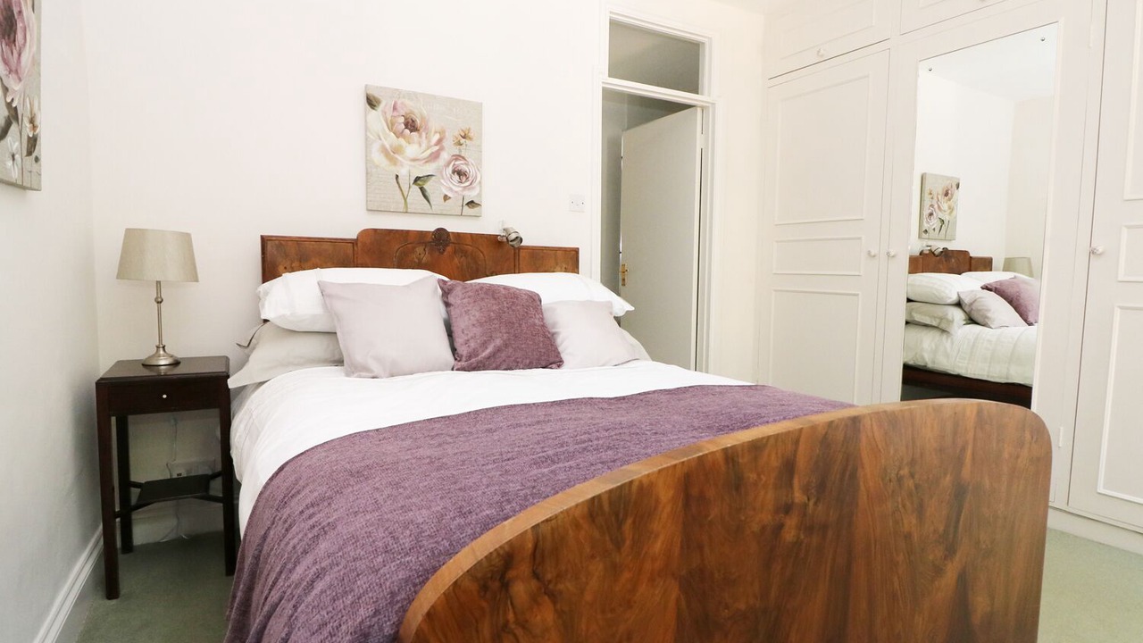 Photo of Bedroom in Sittingbourne