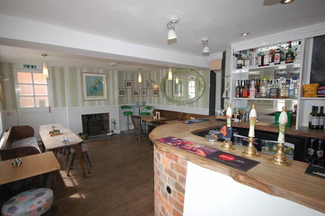 Photo of Others in Thame