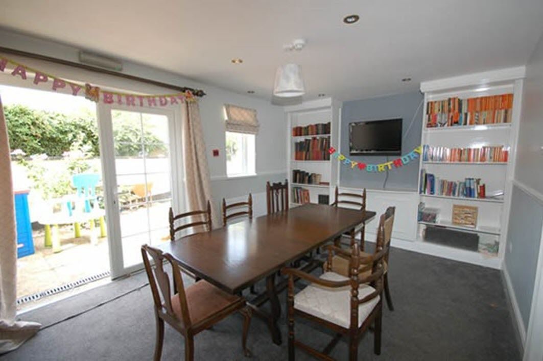 Photo of Others in Thame