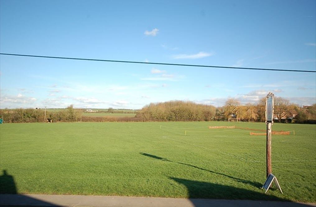 Photo of Others in Thame