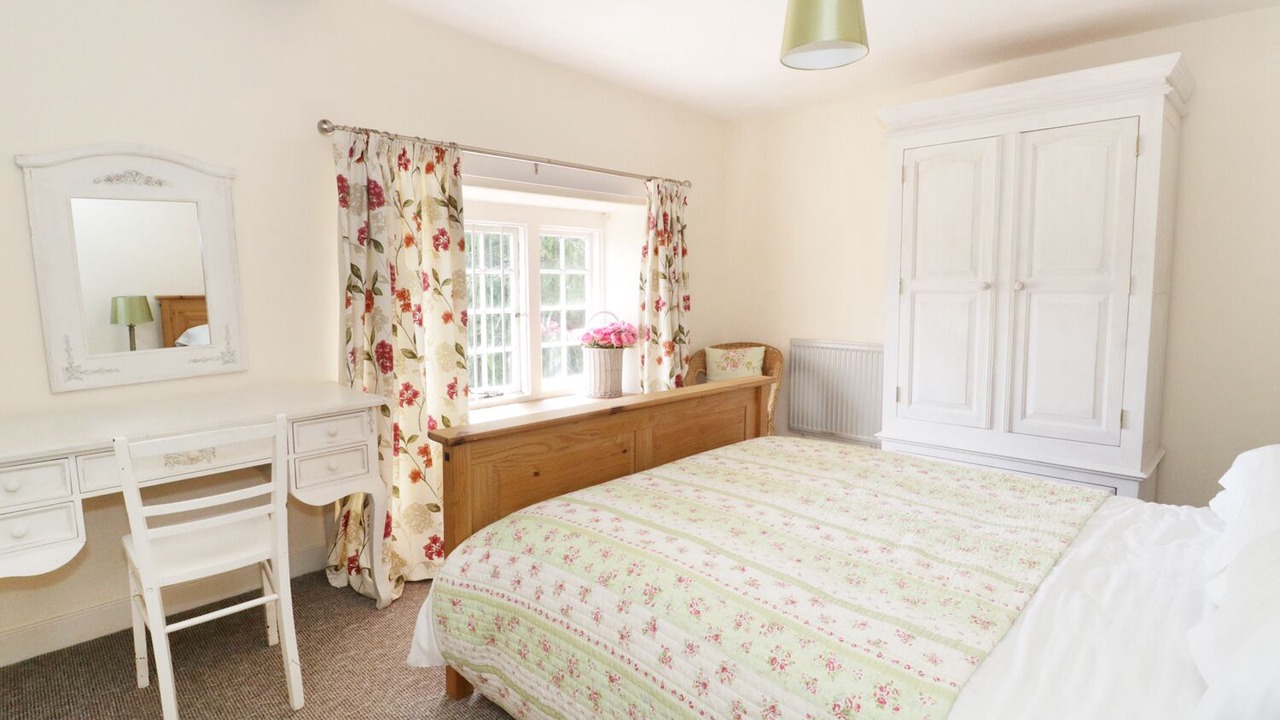 Photo of Others in Maiden Newton