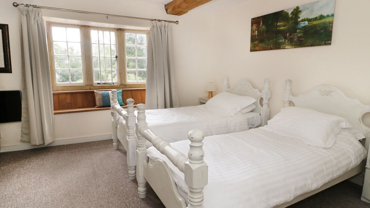 Photo of Others in Maiden Newton