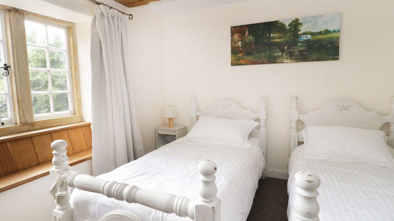 Photo of Others in Maiden Newton