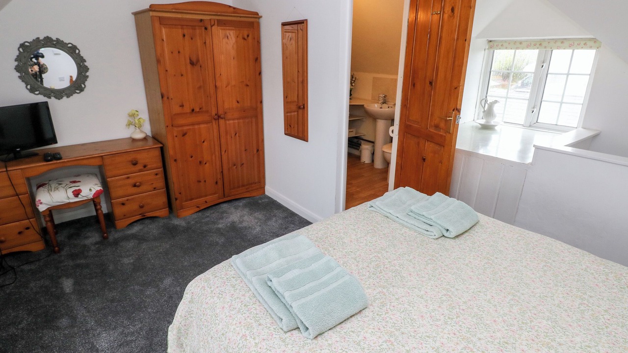 Photo of Others in Bosherston