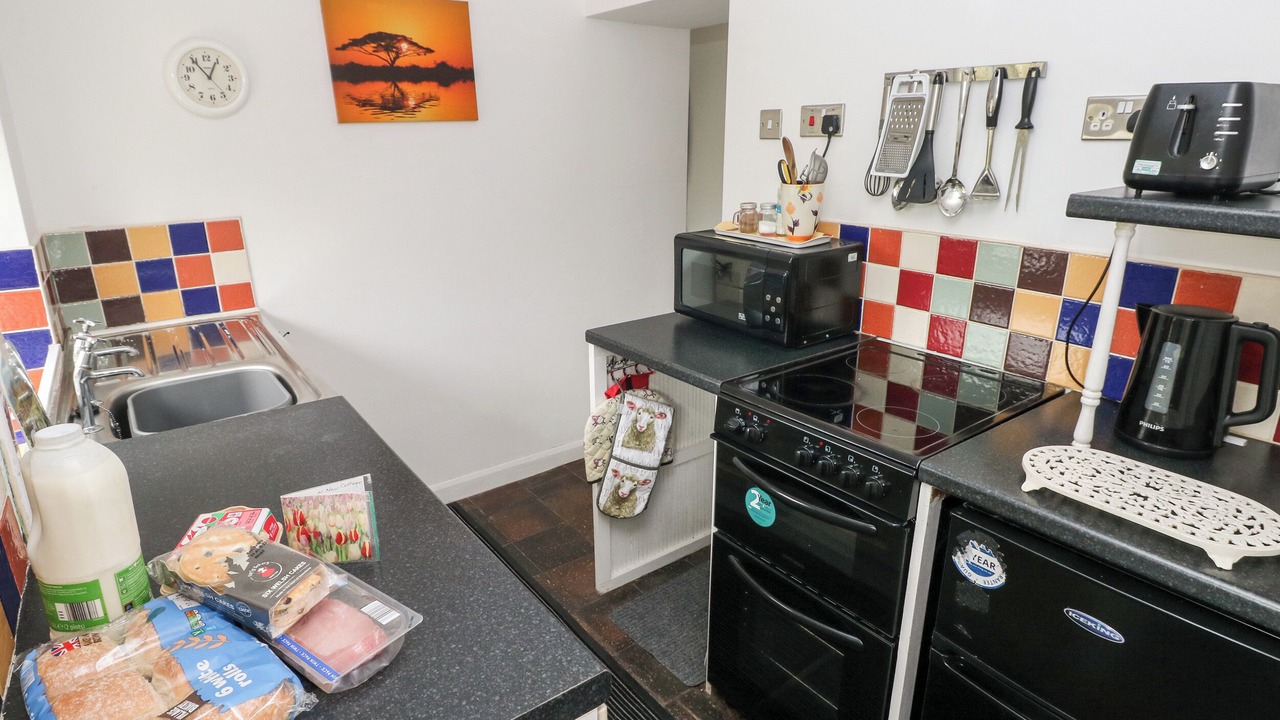 Photo of Kitchen in Bosherston