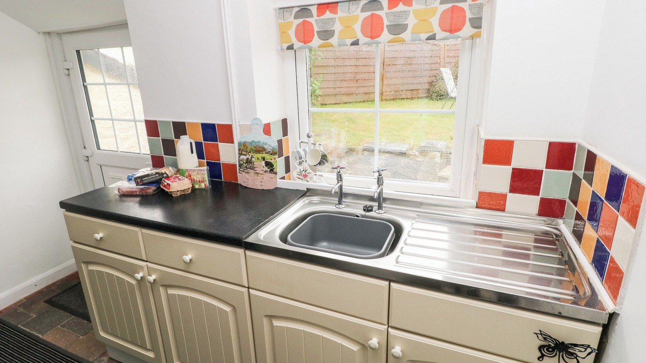 Photo of Kitchen in Bosherston