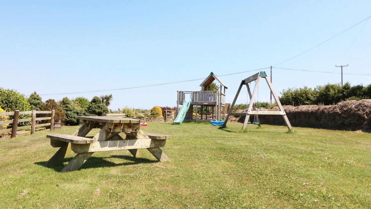 Photo of Others in Grampound