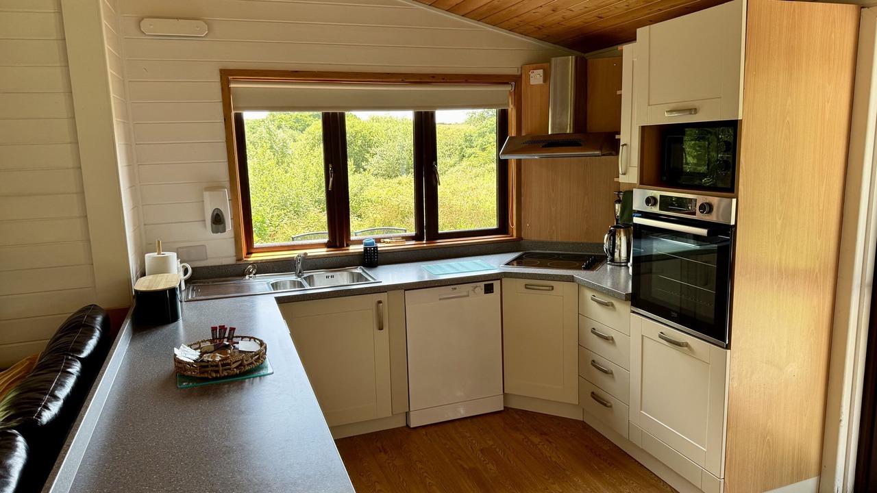 Photo of Kitchen in Helford Passage
