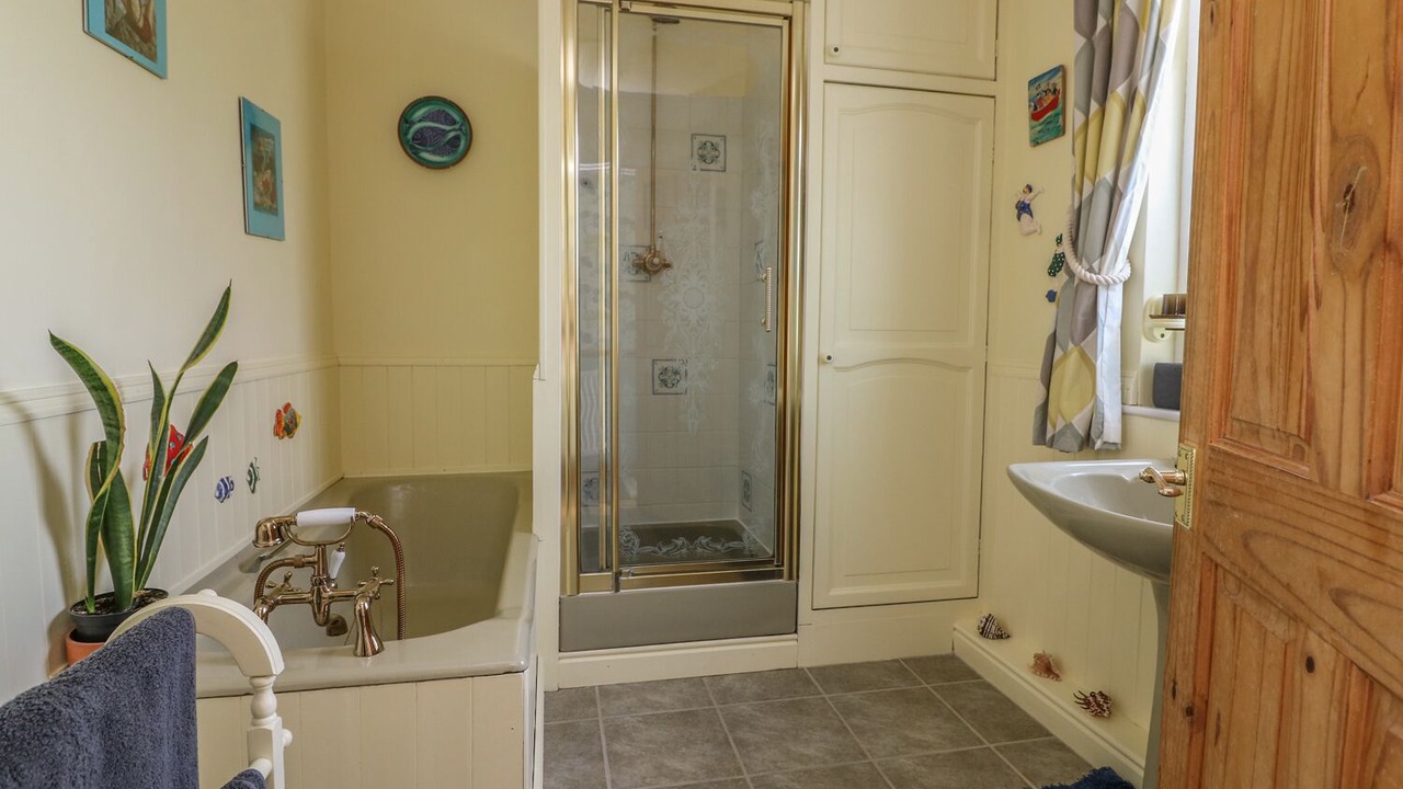 Photo of Others in Goldsithney