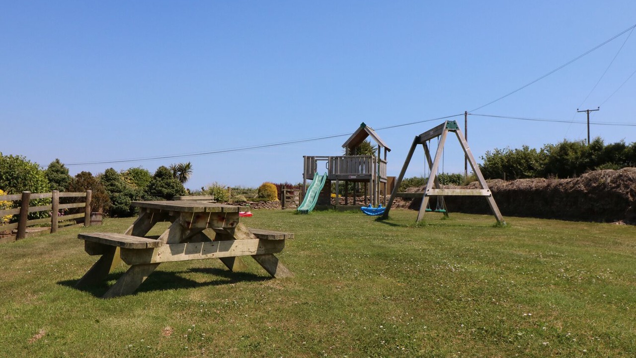 Photo of Others in Grampound