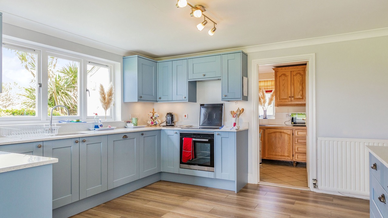 Photo of Kitchen in Tintagel