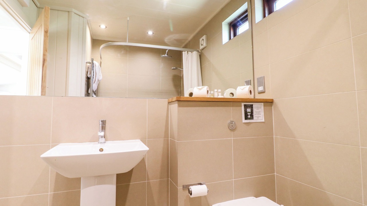 Photo of Bathroom in Barnsdale