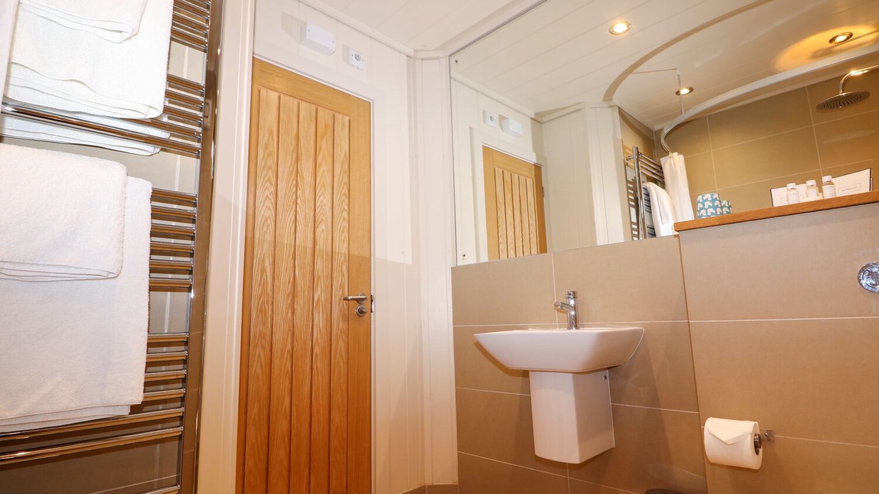 Photo of Bathroom in Barnsdale