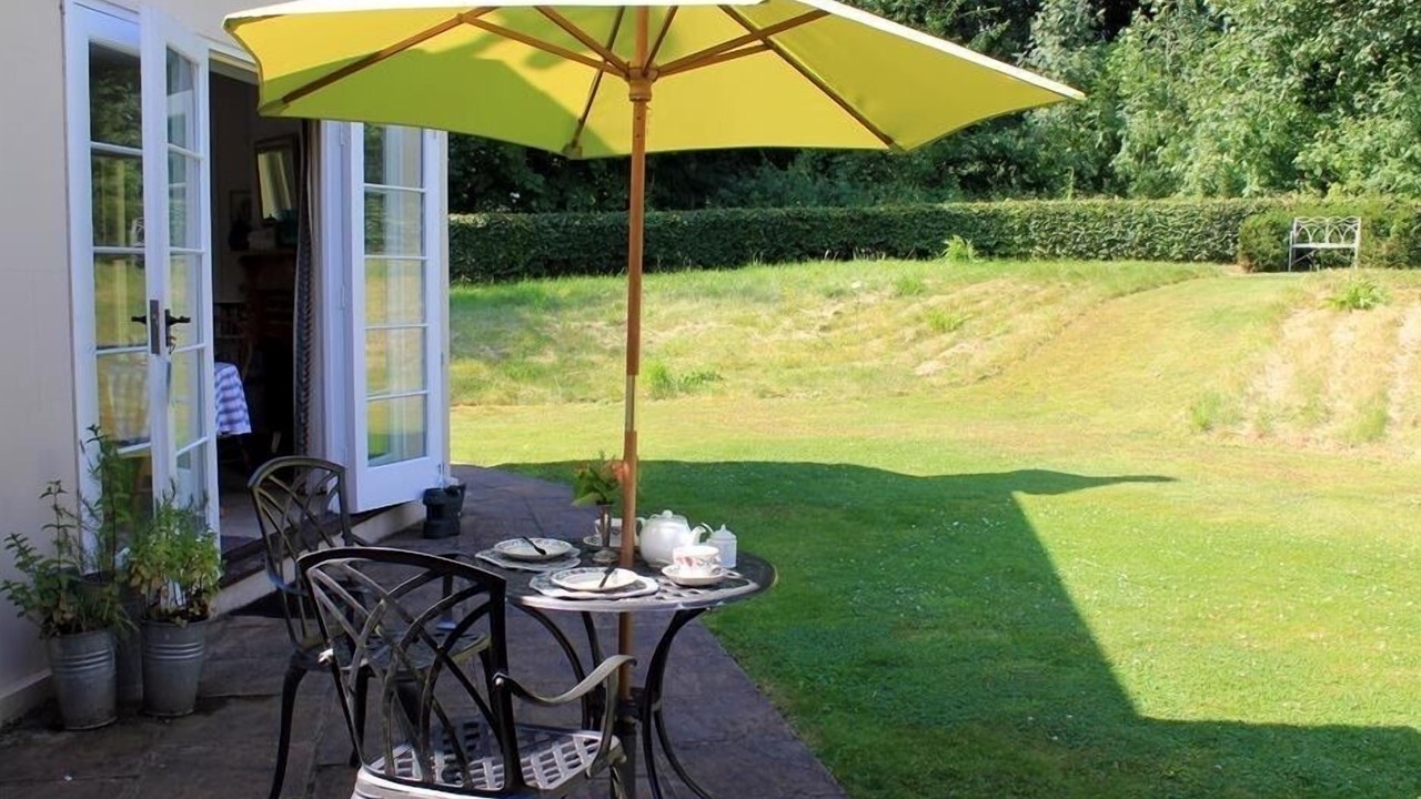 Photo of Patio Balcony in New Forest District