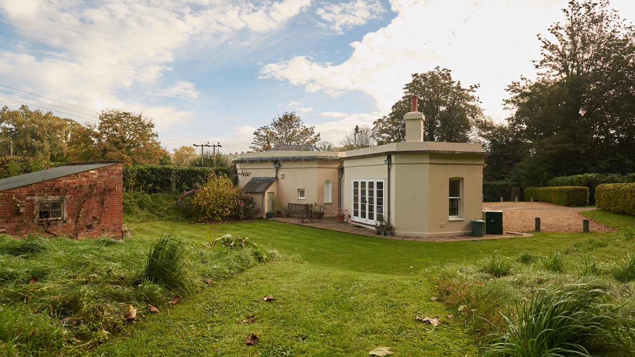 Photo of Buildings in New Forest District