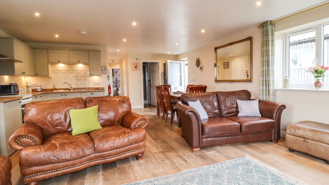 Photo of Others in Ingrow