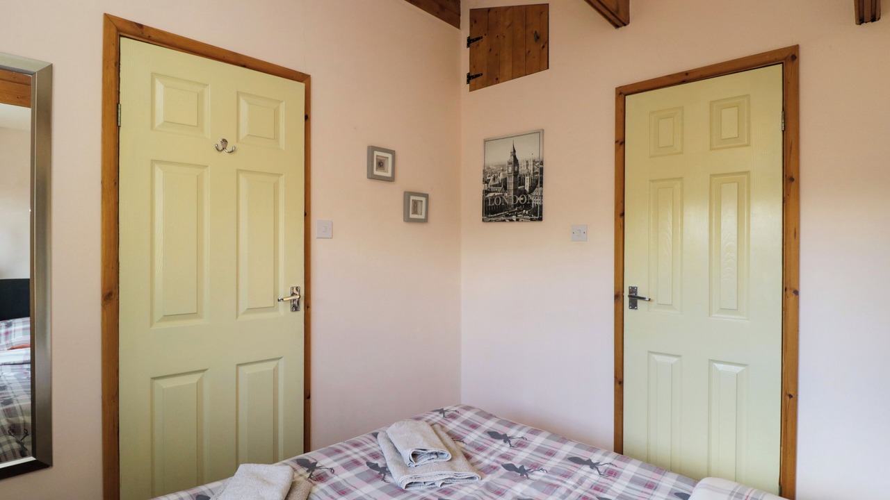 Photo of Others in Bushton