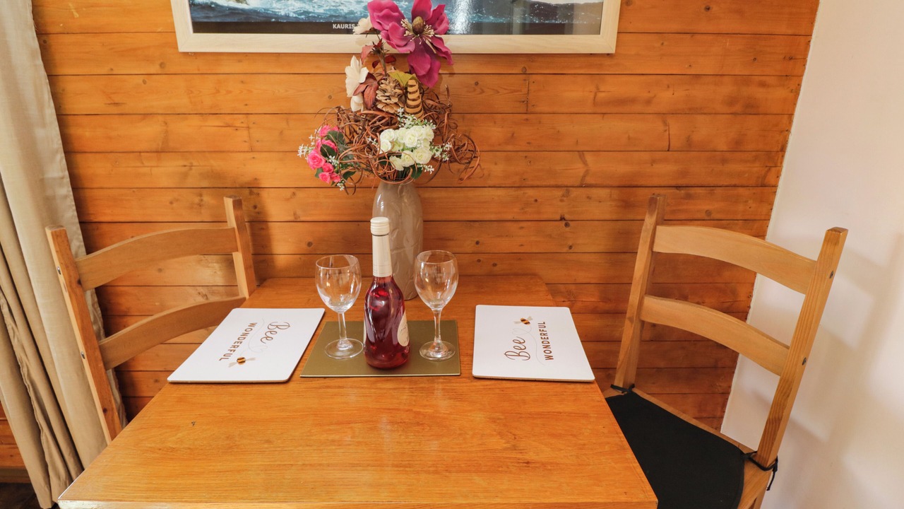 Photo of Others in Bushton