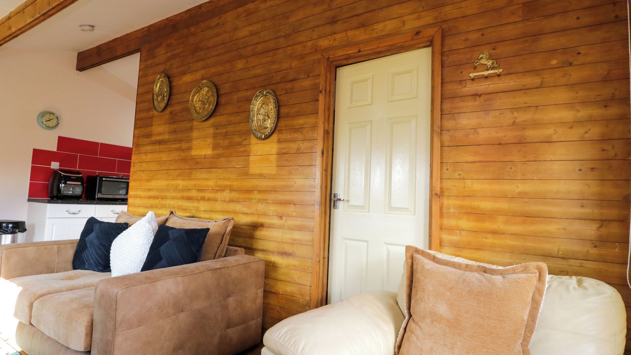 Photo of Others in Bushton