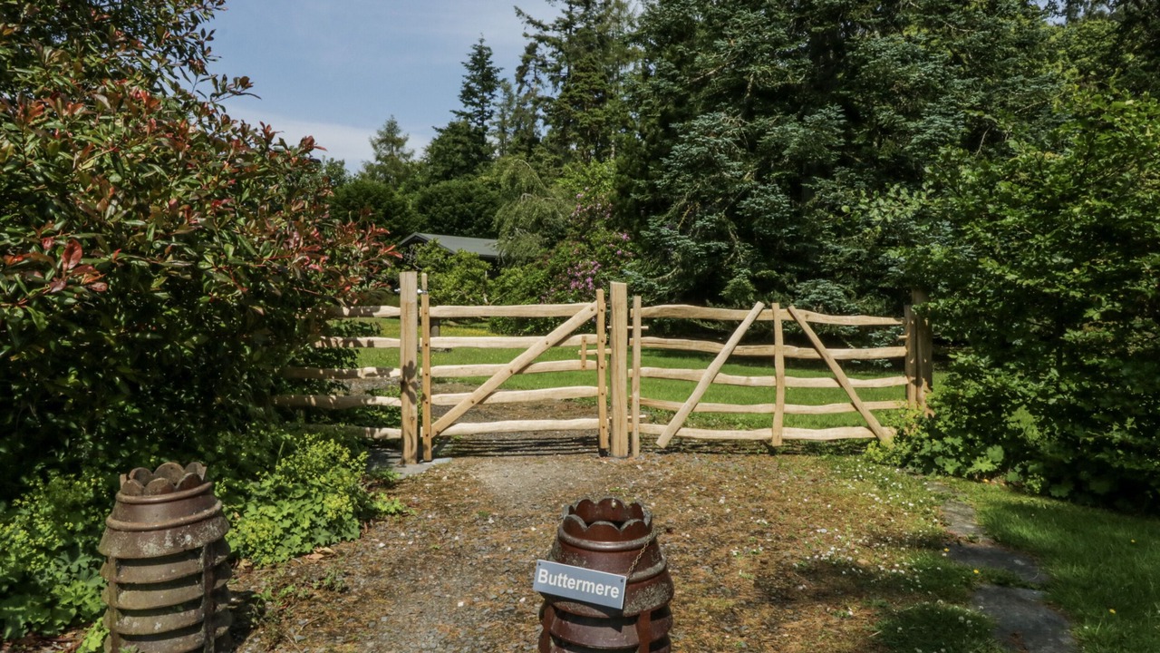 Photo of Others in Spark Bridge