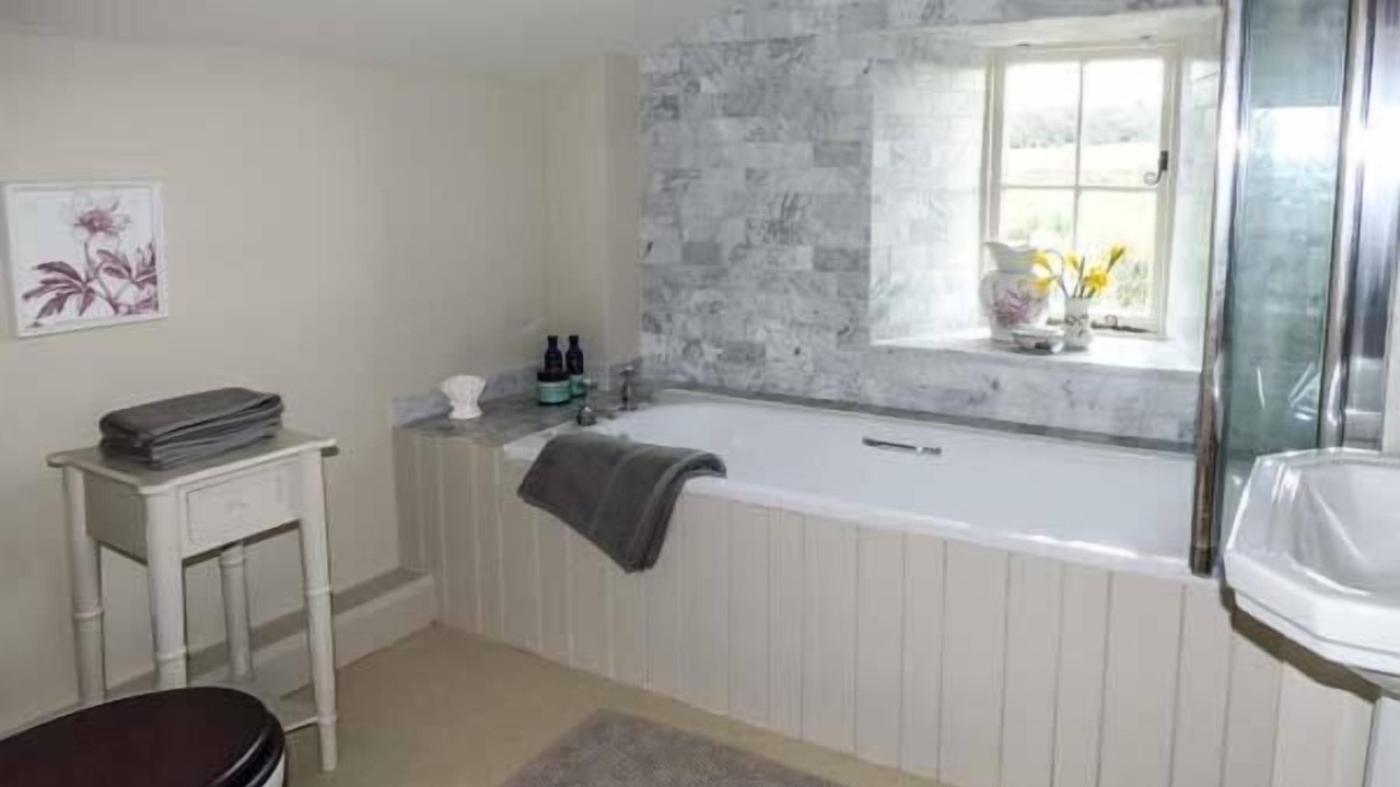 Photo of Bathroom in Monmouth