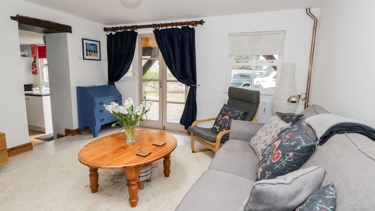 Photo of Others in Bitton