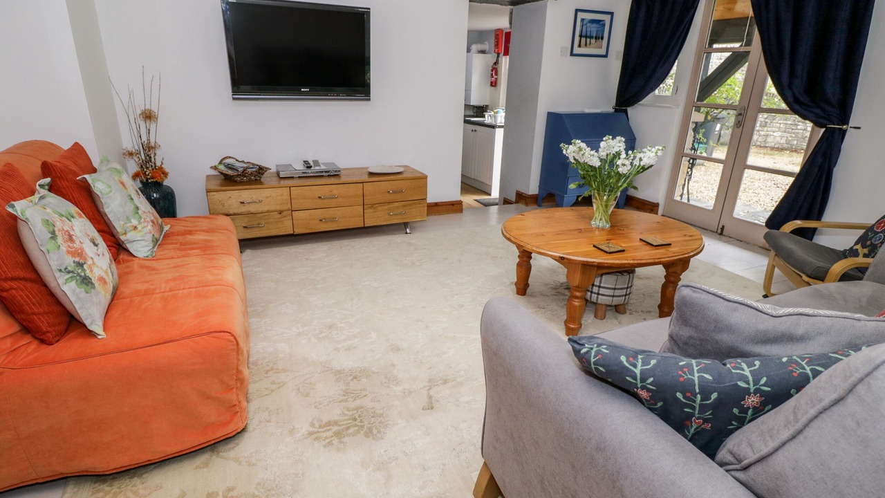 Photo of Others in Bitton