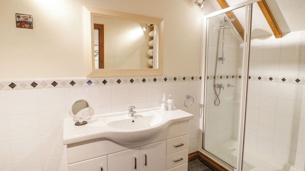 Photo of Bathroom in Llanferres