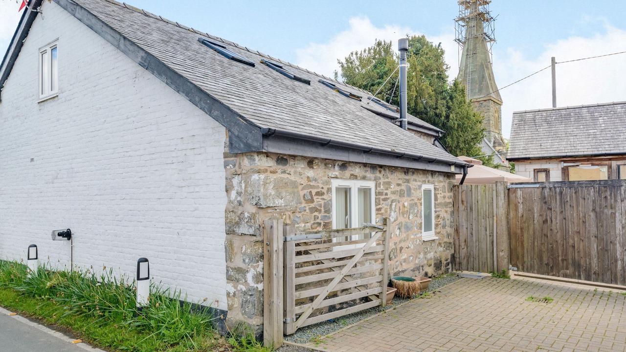 Photo of Others in Welshpool