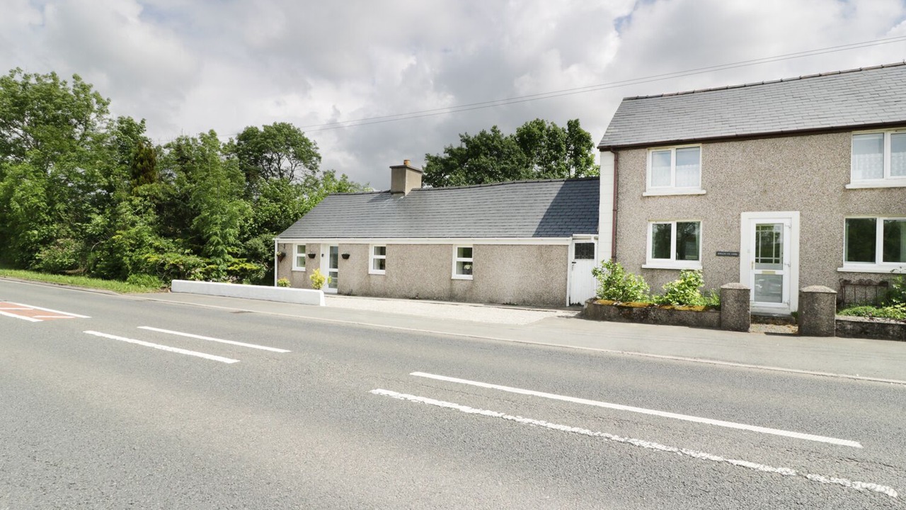 Photo of Others in Llanllyfni