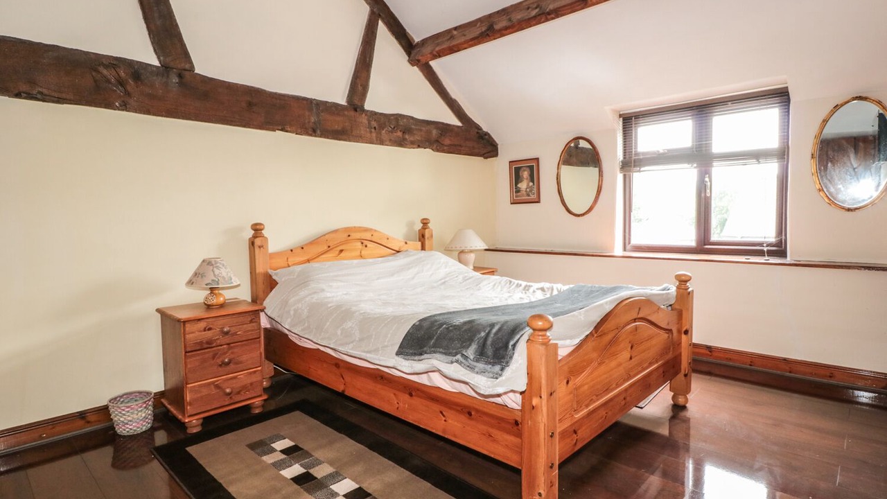 Photo of Others in Kington