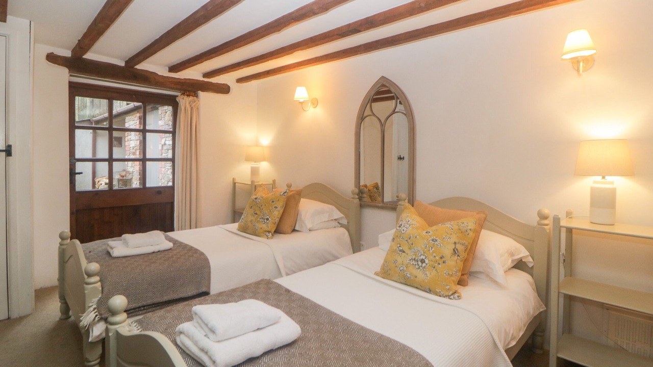 Photo of Others in Loddiswell