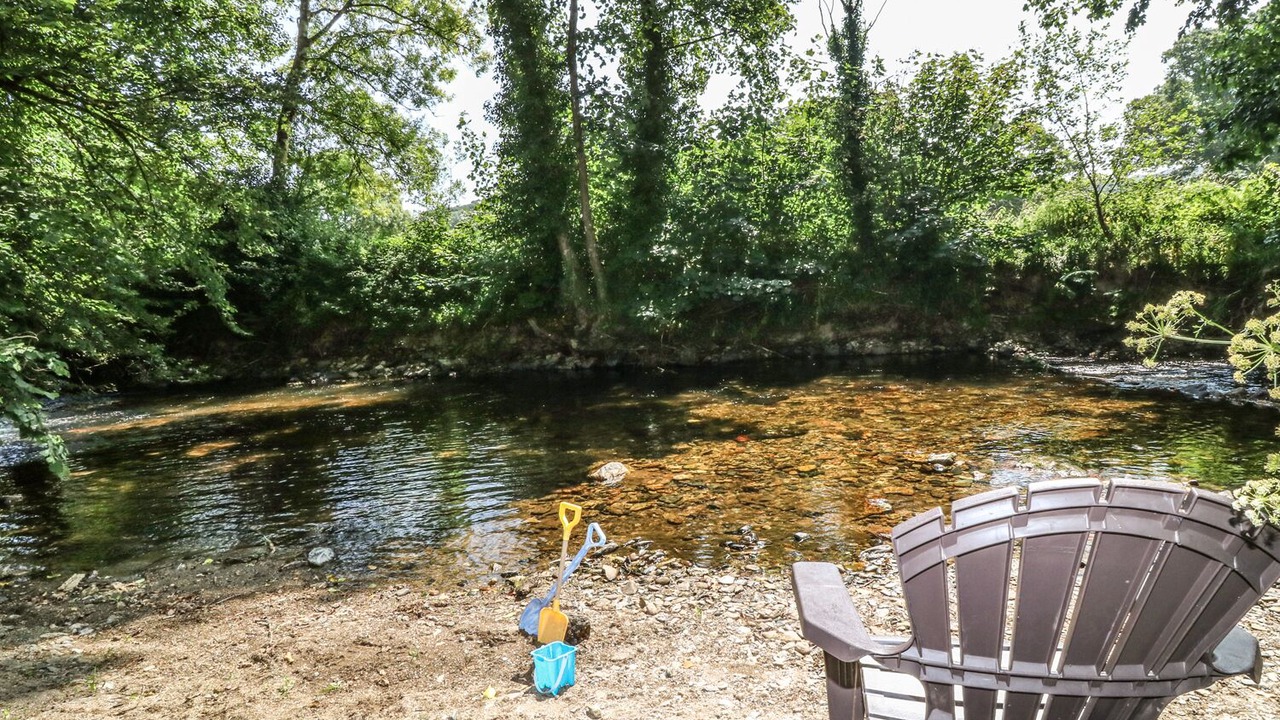 Photo of Others in Loddiswell