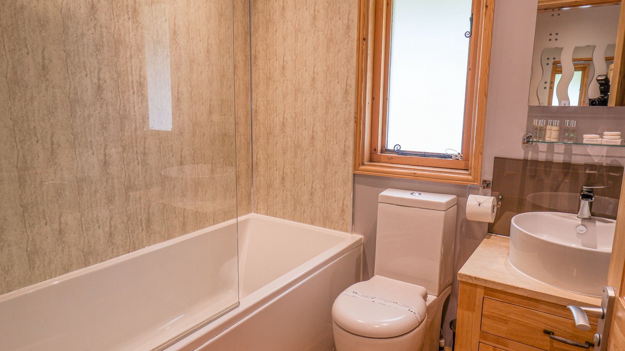 Photo of Bathroom in Great Fryup Dale