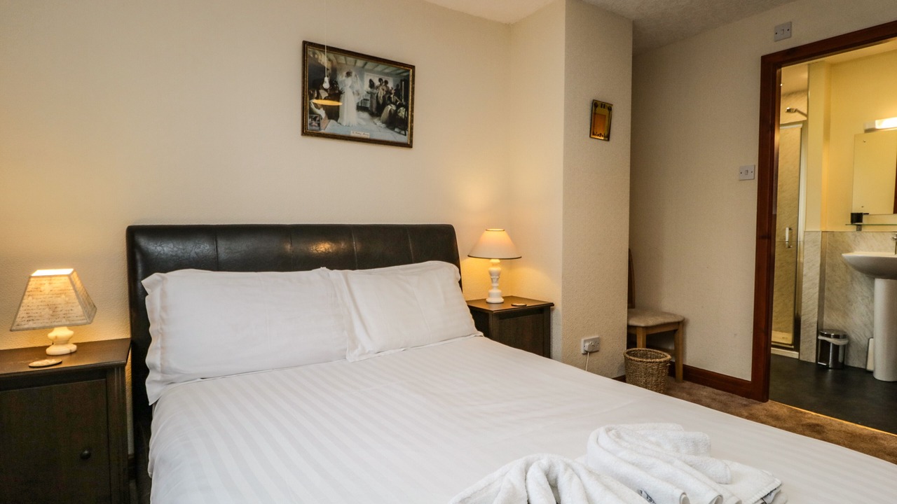 Photo of Others in Torver