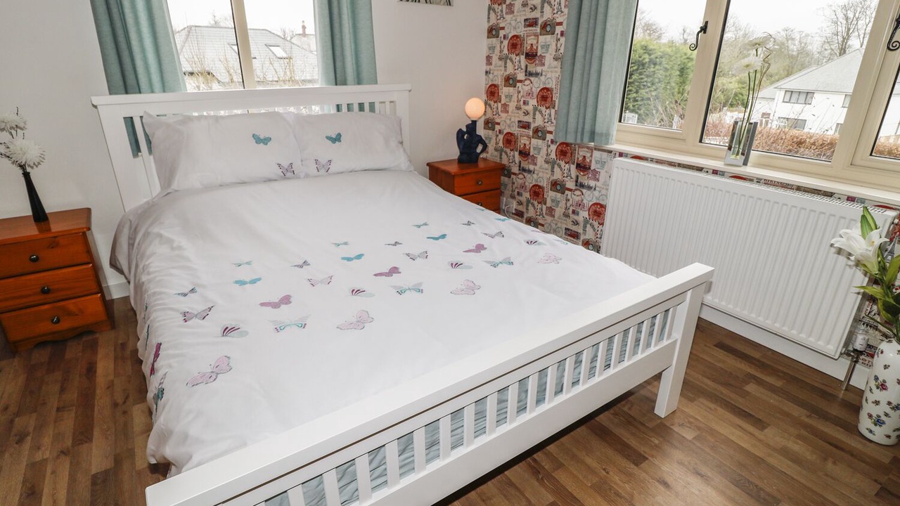 Photo of Others in Newton Ferrers