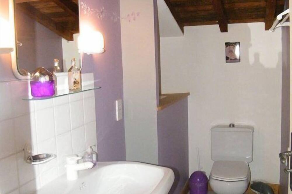 Photo of Bathroom in Palaja