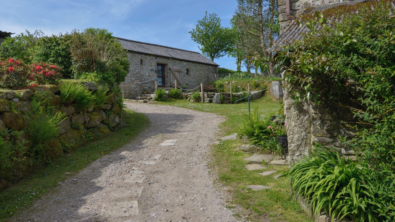 Photo of Others in Yelverton