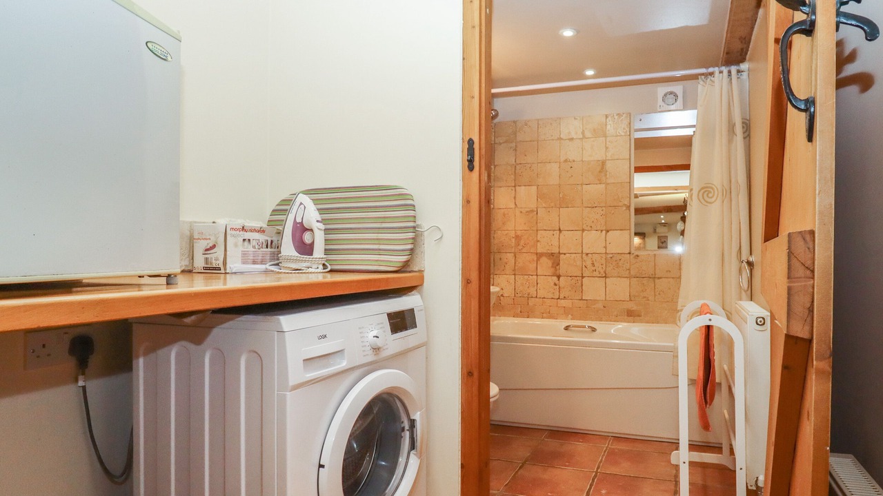 Photo of Others in Bromsash