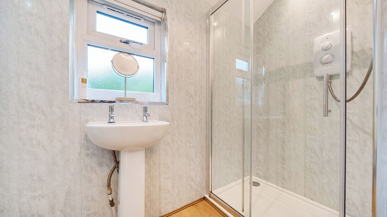 Photo of Bathroom in Newland Near Ulverston