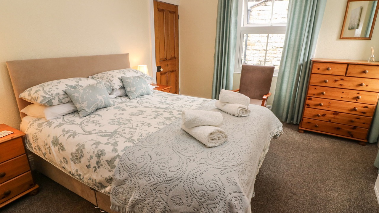 Photo of Others in Gayle