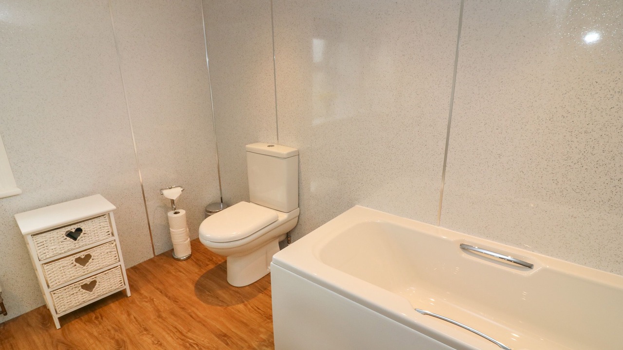 Photo of Others in Gayle