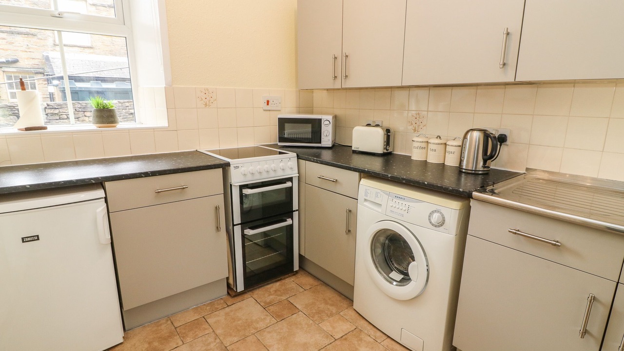 Photo of Others in Gayle