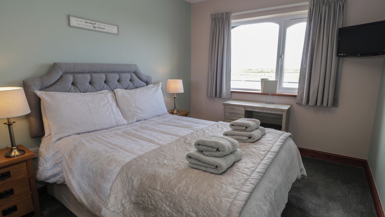 Photo of Others in Dinas Dinlle